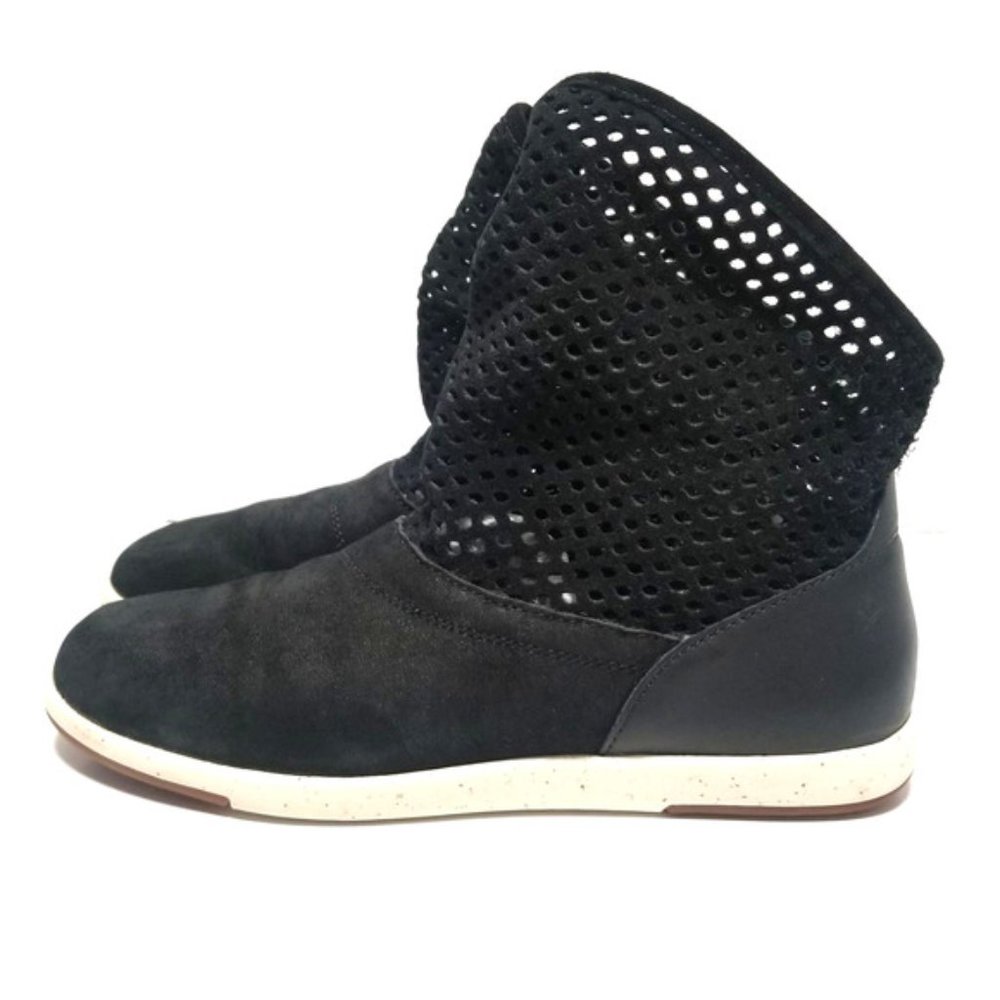 EMU black booties